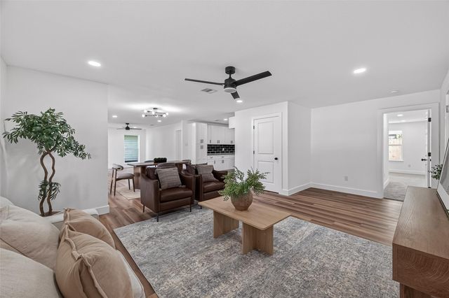 3112 Hays Street, Pasadena, TX 77503