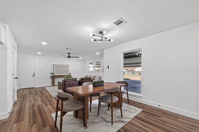 3112 Hays Street, Pasadena, TX 77503