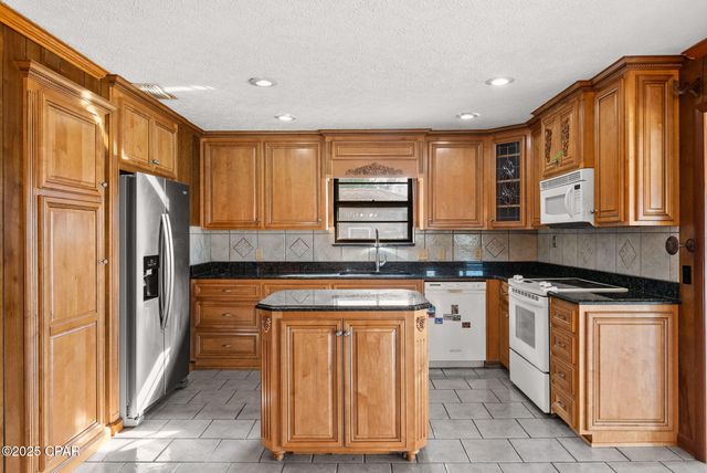 8009 High Point Road, Panama City, FL 32404