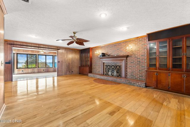 8009 High Point Road, Panama City, FL 32404