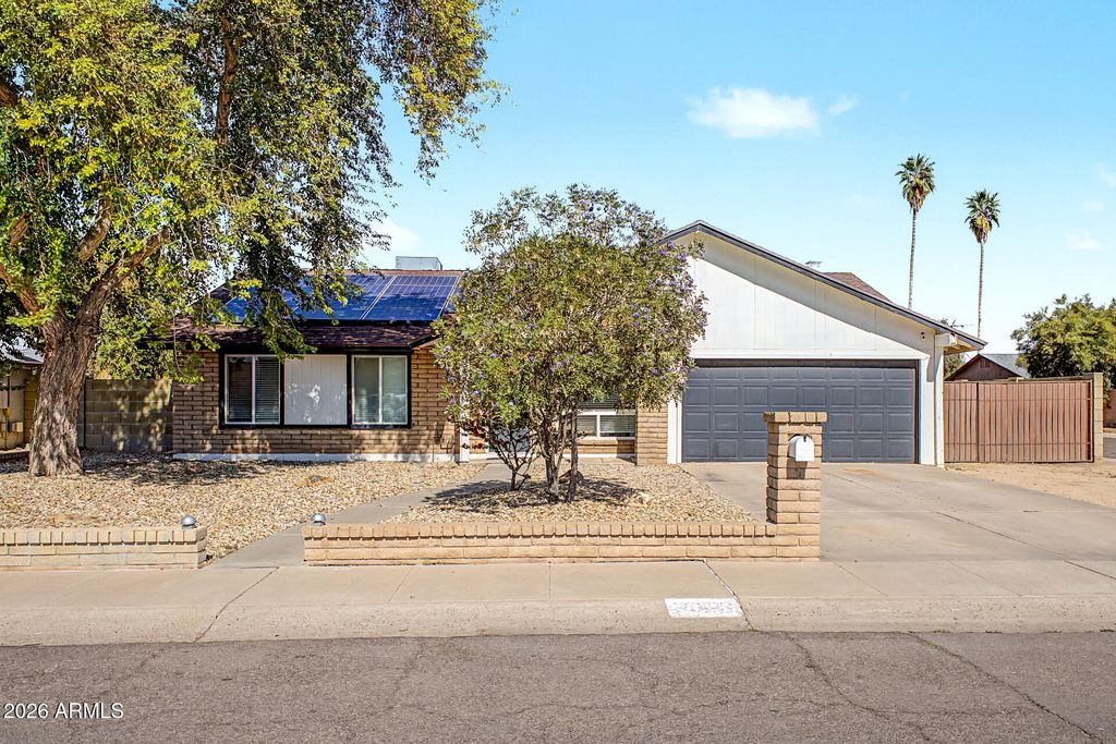 4202 W ASTER Drive, Phoenix, AZ 85029
