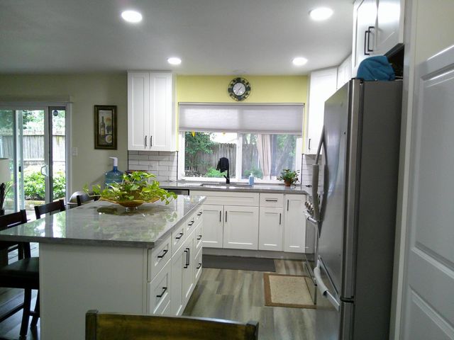 6937 Woodmore Oaks Dr, Orangevale, CA 95662