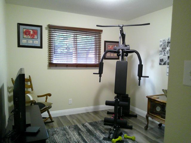 6937 Woodmore Oaks Dr, Orangevale, CA 95662