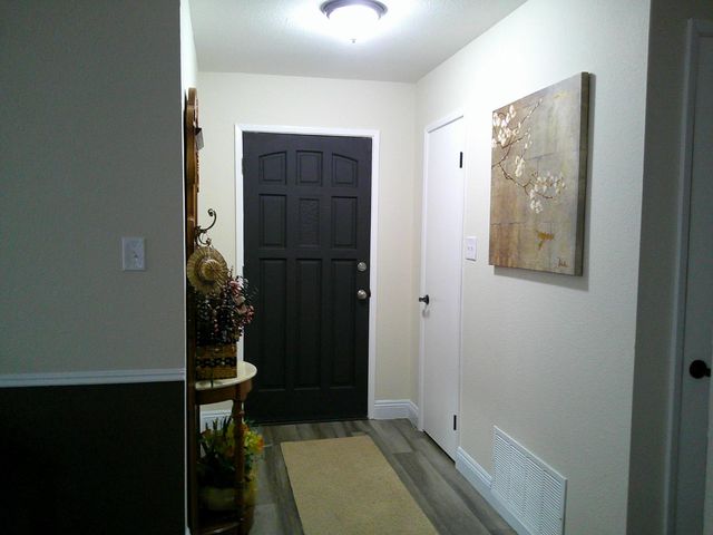 6937 Woodmore Oaks Dr, Orangevale, CA 95662