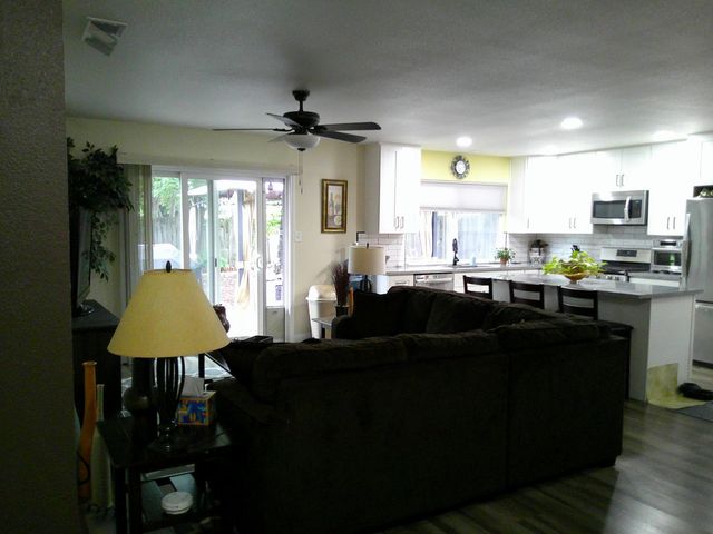 6937 Woodmore Oaks Dr, Orangevale, CA 95662