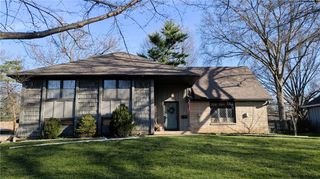 4404 W 94 Street, Prairie Village, KS 66207