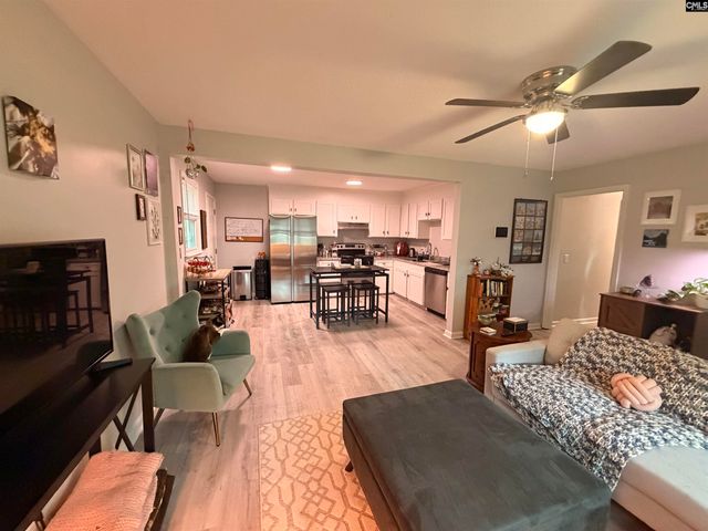13 Dresden Circle, Columbia, SC 29203