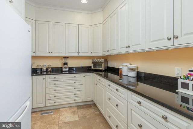 1880 E BUCKSHUTEM ROAD, Millville, NJ 08332