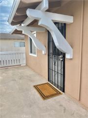 7112 Heil Avenue 4, Huntington Beach, CA 92647