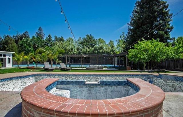 1960 Pear Drive, Morgan Hill, CA 95037