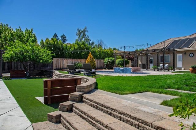 1960 Pear Drive, Morgan Hill, CA 95037
