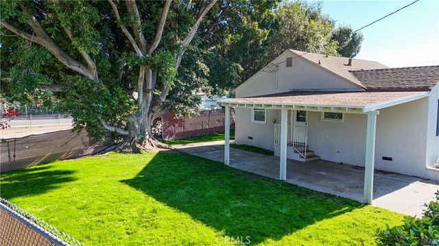 1664 Oak, Placentia, CA 92870