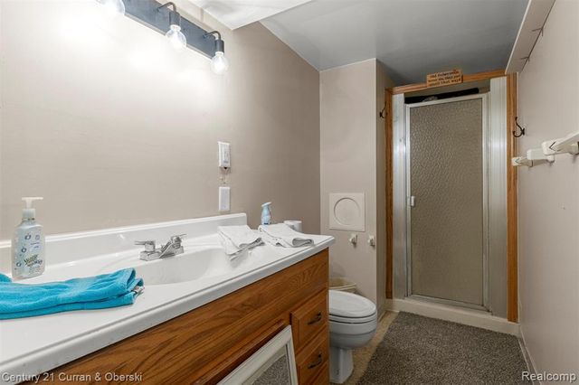 7011 Helen Street, Garden City, MI 48135