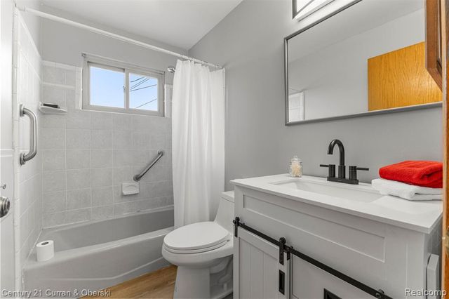 7011 Helen Street, Garden City, MI 48135