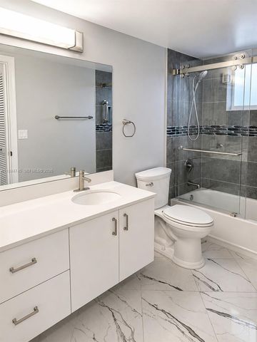 7440 Granville Drive 213, Tamarac, FL 33321