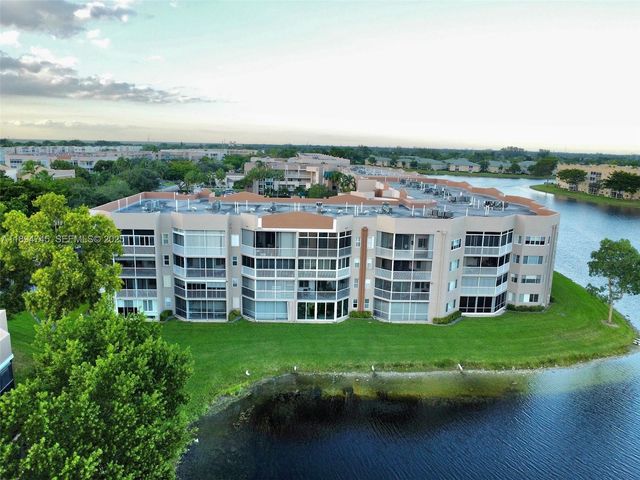 7440 Granville Drive 213, Tamarac, FL 33321