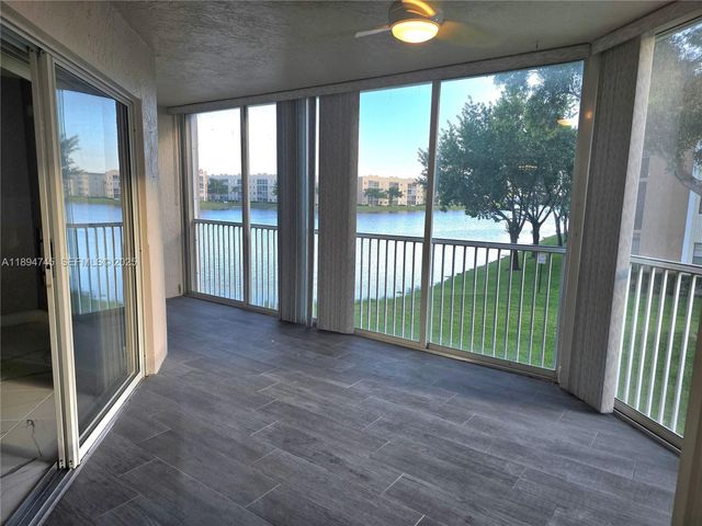 7440 Granville Drive 213, Tamarac, FL 33321
