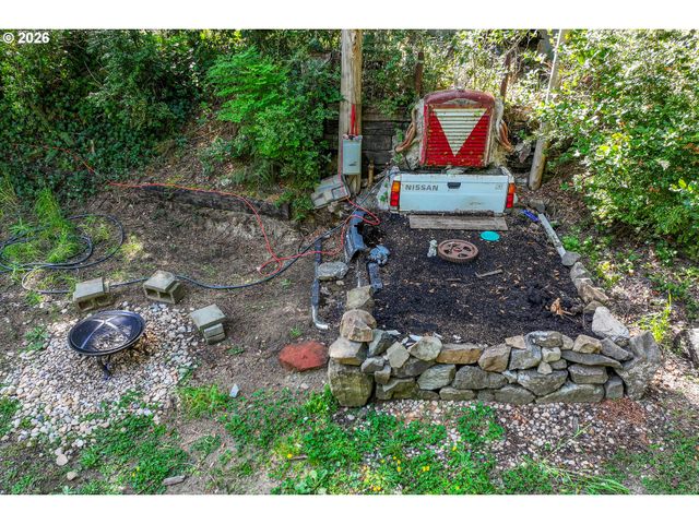 5198 GRAND Ave, Florence, OR 97439