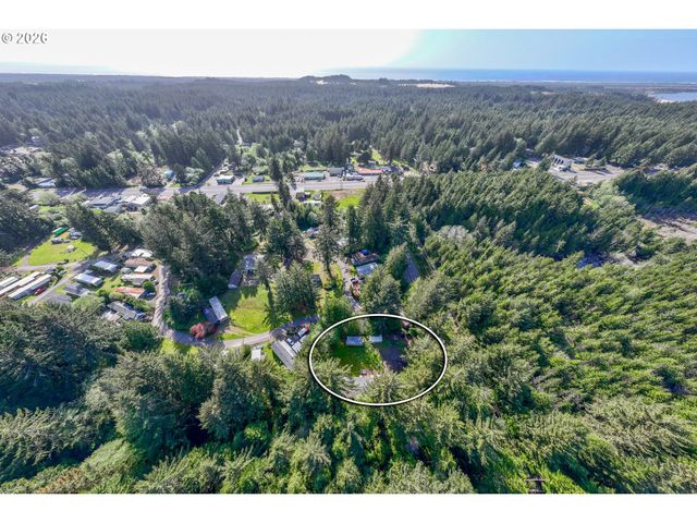 5198 GRAND Ave, Florence, OR 97439
