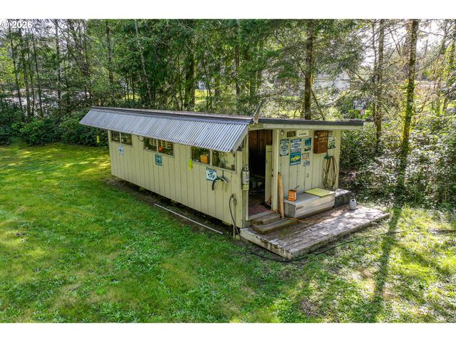 5198 GRAND Ave, Florence, OR 97439