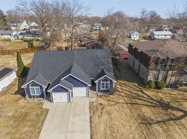 524 E 3rd Street S, Newton, IA 50208