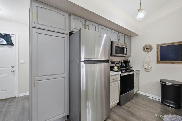 524 E 3rd Street S, Newton, IA 50208