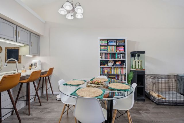 524 E 3rd Street S, Newton, IA 50208