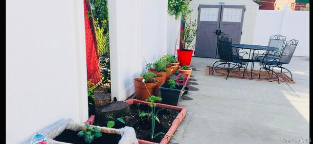 13107 107th Avenue, Richmond Hill S., NY 11419