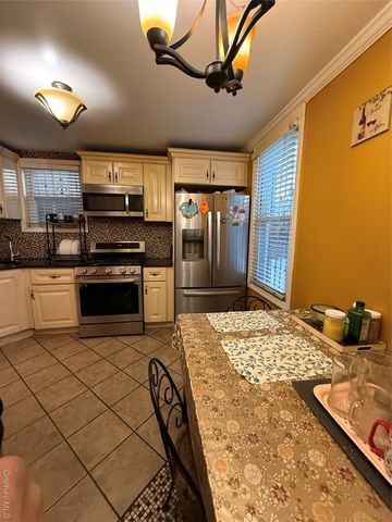 13107 107th Avenue, Richmond Hill S., NY 11419