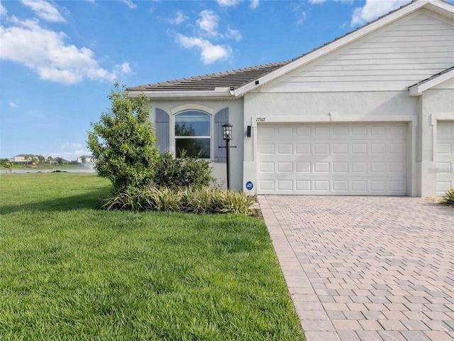 17817 PASTURELAND AVENUE, Lakewood Ranch, FL 34211