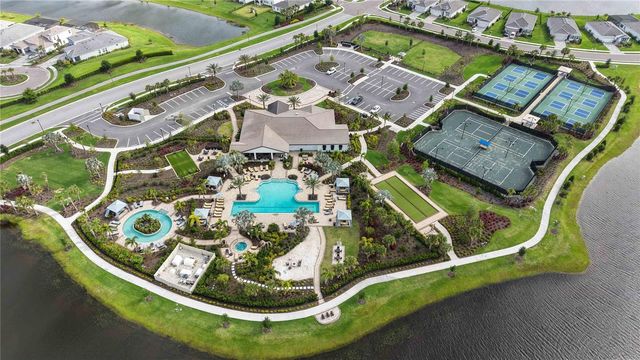 17817 PASTURELAND AVENUE, Lakewood Ranch, FL 34211