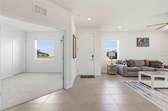 17817 PASTURELAND AVENUE, Lakewood Ranch, FL 34211