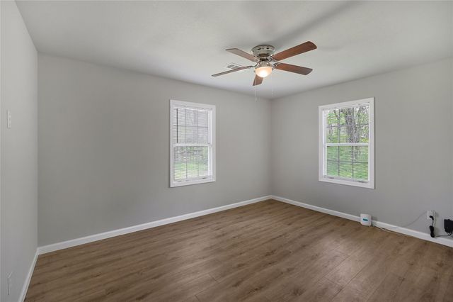 279 County Road 2363 E, Hardin, TX 77575