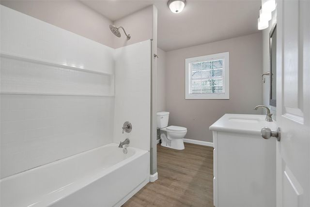 279 County Road 2363 E, Hardin, TX 77575