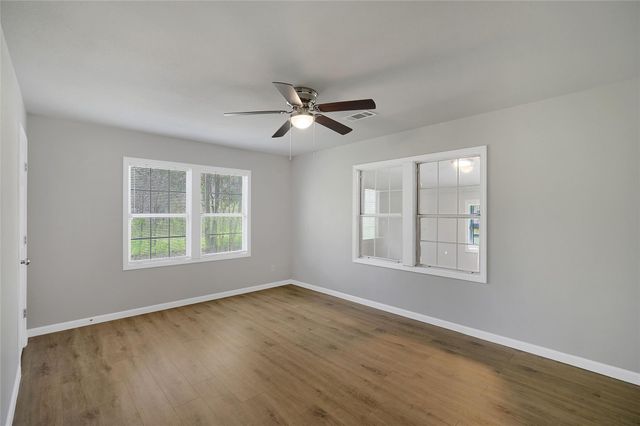 279 County Road 2363 E, Hardin, TX 77575