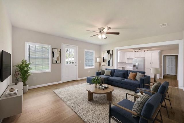 279 County Road 2363 E, Hardin, TX 77575