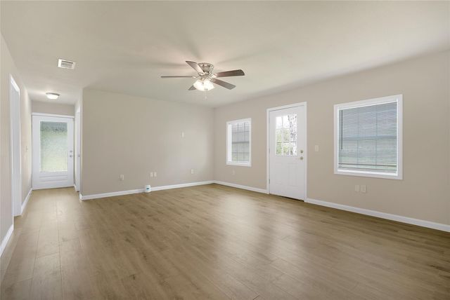 279 County Road 2363 E, Hardin, TX 77575