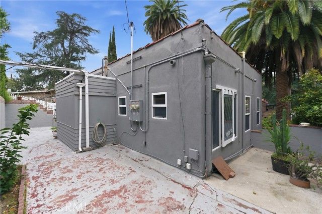 1414 S Adams, Glendale, CA 91205