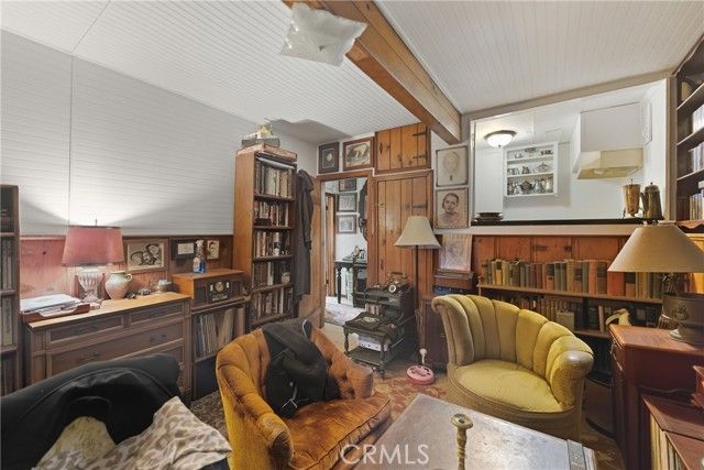 1414 S Adams, Glendale, CA 91205