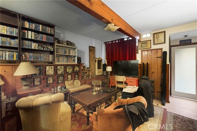 1414 S Adams, Glendale, CA 91205