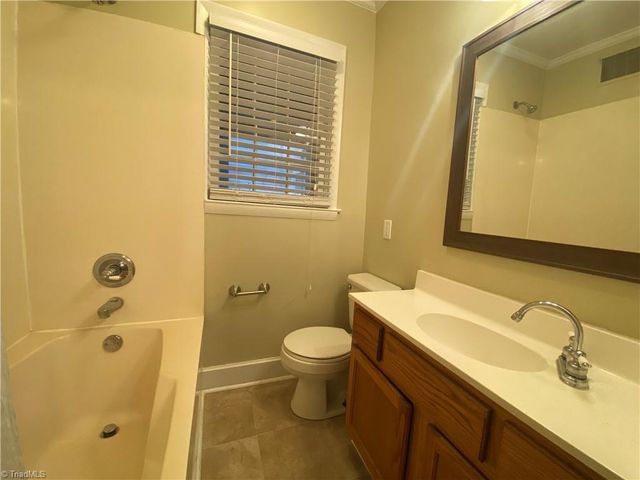 1216 Ford Street, Winston-salem, NC 27103