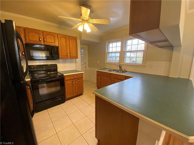 1216 Ford Street, Winston-salem, NC 27103