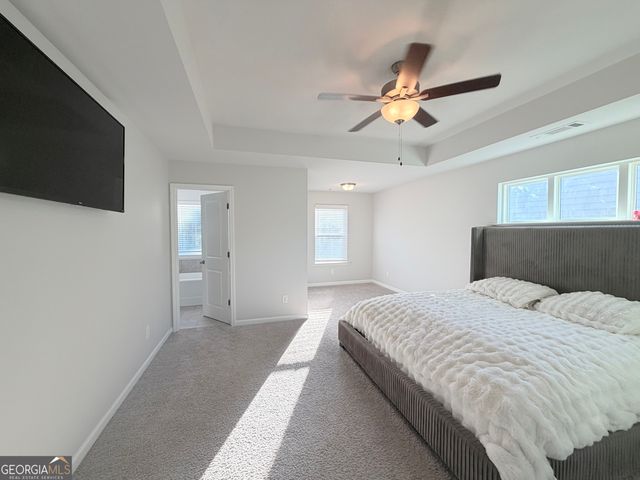 1040 Shadow Glen Drive, Fairburn, GA 30213