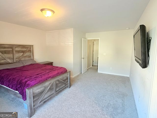 1040 Shadow Glen Drive, Fairburn, GA 30213