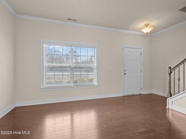 402 Boathouse Court, Swansboro, NC 28584