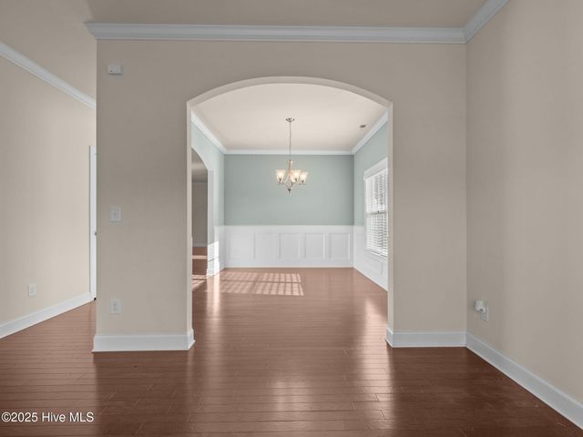 402 Boathouse Court, Swansboro, NC 28584