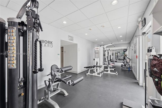 1160 N Federal Hwy 822, Fort Lauderdale, FL 33304