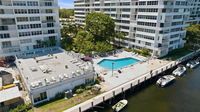 1160 N Federal Hwy 822, Fort Lauderdale, FL 33304