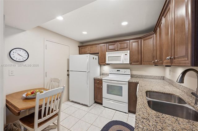 1160 N Federal Hwy 822, Fort Lauderdale, FL 33304