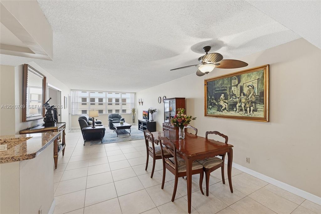 1160 N Federal Hwy 822, Fort Lauderdale, FL 33304